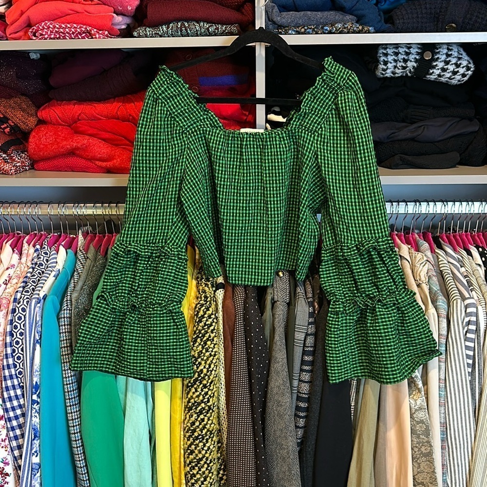 Topshop green and black gingham long sleeve off the shoulder top size 4